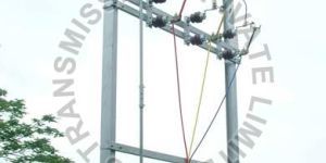 Double Pole Structure