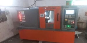 Automatic CNC Turning Machine