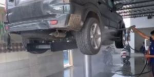 Car Washing Lift