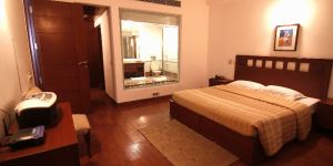 1 BHK Serviced Apartment