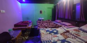 Home Stay Room Booking Services