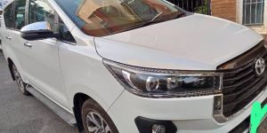 Luxury Car Rentals Service