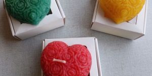 HURT SHARE WAX CANDLE