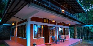 Clouds Land Munnar Resort Service