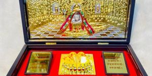 999 Silver Gods Somnath Ji Double Charan Paduka Momento with Natural Fragrance