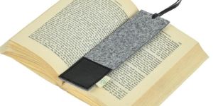 OON Felt Book Mark