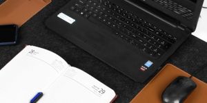 OON Felt Desk Organiser