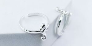 Sea Horse Plain Toe Ring