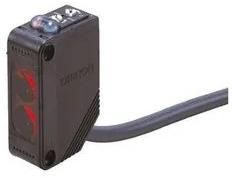 Omron e3z d82 Infrared LED Diffuse Reflective Distance Sensor