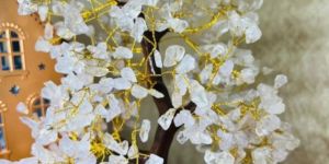 White Natural Clear Quartz Tree