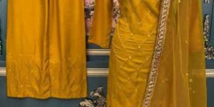 Simple and Stylish Kurta Set