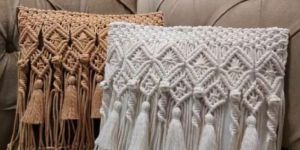 MAC 1357 Macrame Pillow