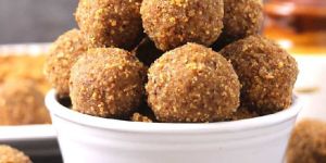 Desi Ghee Methi Ladoo