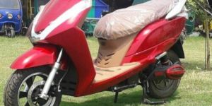 Vero Smart Battery Operated Scooty