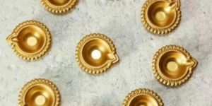 Decorative Iron Diya