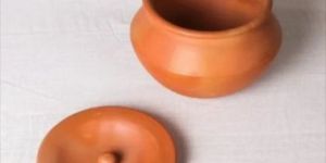 Plain Terracotta Handi