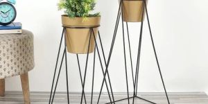 Metal Planter Stand