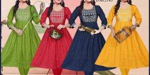Rayon Kurtis