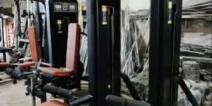 Lat Pulldown Machine