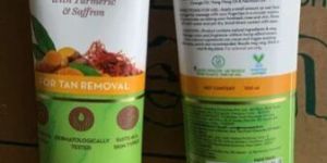 Mama Earth Ubtan Face Wash