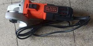 Black & Decker Angle Grinder