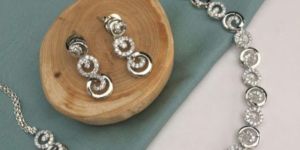 Silver Studded Necklace