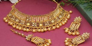 Gold Color Choker Kundan Polki Necklace Set
