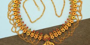 Maroon & Green Glass Stone Designer Kamarband