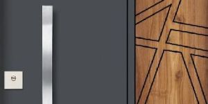Flush Door with Groove