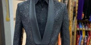 Sequenced Mirror Black Tuxedo Suit