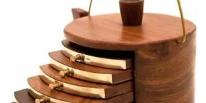 Wooden Kettle Shape Coaster Set
