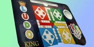 Ludo Game Wooden Laptop Table