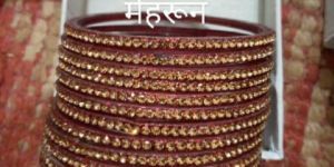 Maroon Jarkan Stone Bangles