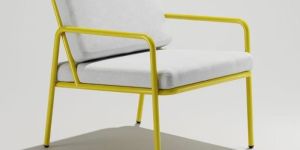 Seating Iron Chair with Wooden Top