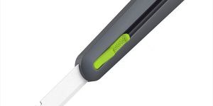 Auto Retractable Industrial Knife