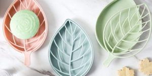 Plastic Leaf Soap Stand