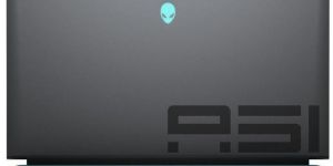 DELLS Alienwares Area 51M I9 512GBSSD RAM 32GB RTX 2080 17.3