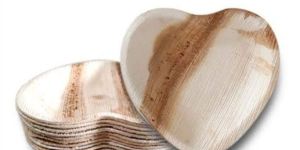 7 Inch Heart Shape Biodegradable Palm Leaf Bowl