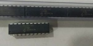 PIC16F785I-P Microcontroller Integrated Circuit