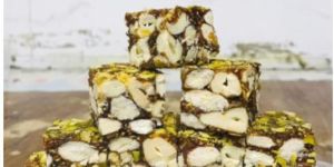 Dry Fruit Dates Punch