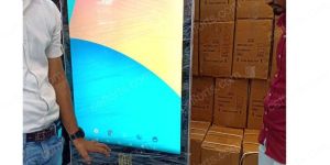 Digital Signage Kiosk