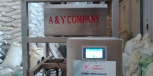 Gravity Feed Metal Detectors