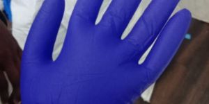 Nitrile Gloves
