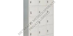 18 Pigeon Hole Cabinet Locker