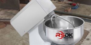 Flour Kneading Machine