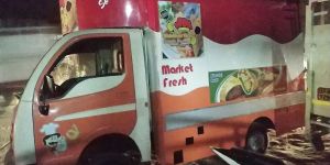 Red & Orange Food Van