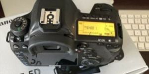 Canon EOS 5D Mark IV 30.4 MP Digital SLR Camera