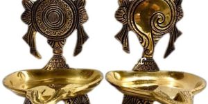 Brass Shanku Chakra Oil Lamp