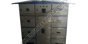 THREE PHASE DISTRIBUTION BOX