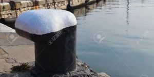 Marine Mooring Bollard